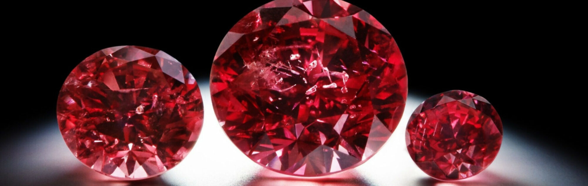 735 diamantes de imitación rojos para uñas acrílicas, piedras rojas para  uñas, cristales 3D, diamantes para uñas, decoración artística, manualidades