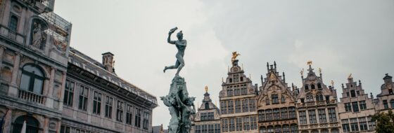 Antwerp: the centre of the diamond